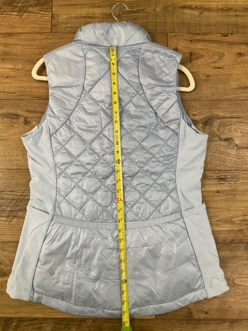 Lululemon Down For A Run Vest *Goose Down Quilted Cool Breeze 12 - Picture 9 of 9